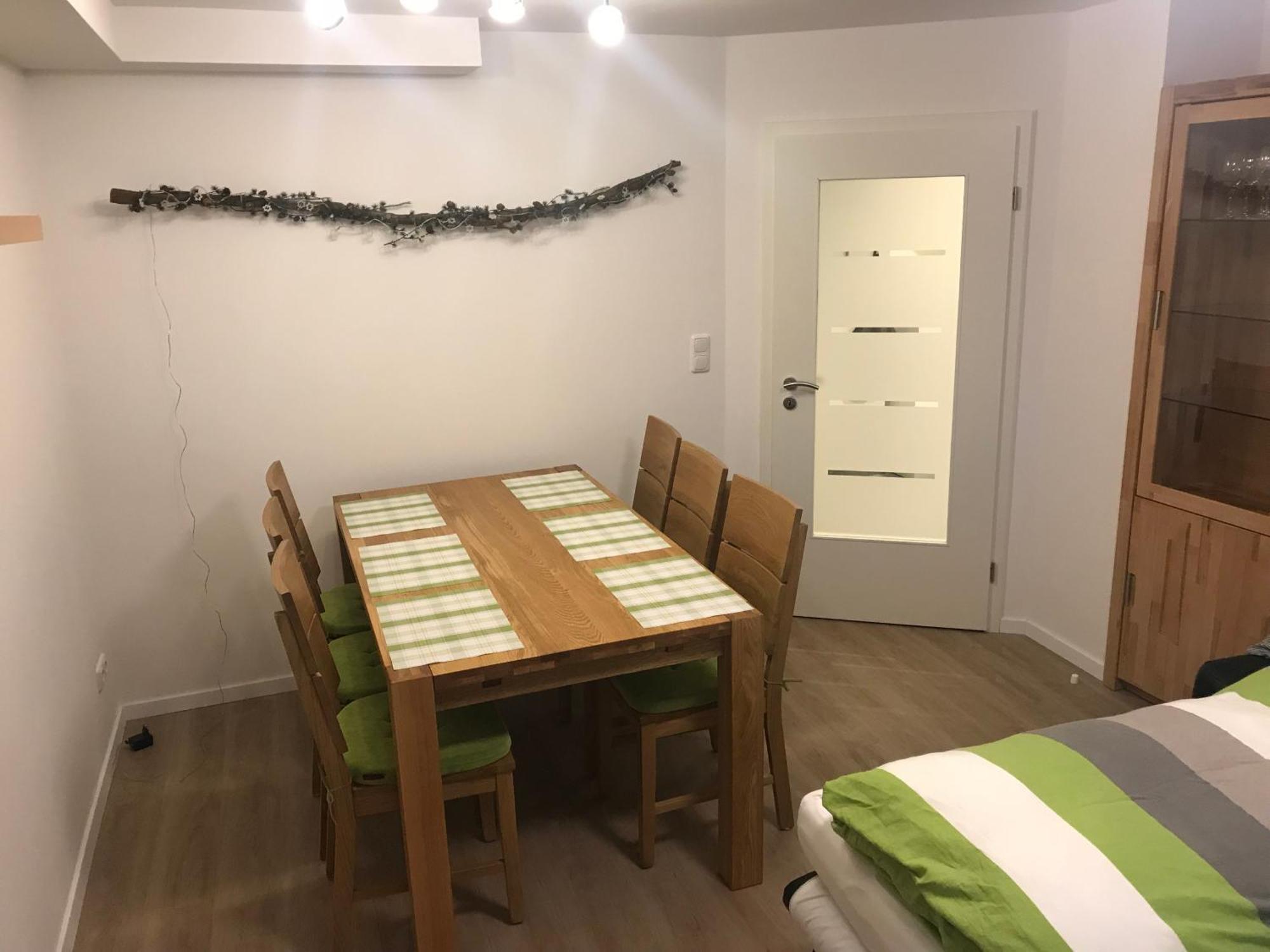 Wendlers Ferienwohnungen #1 #4 #5 #6 Behringersdorf Rom bilde